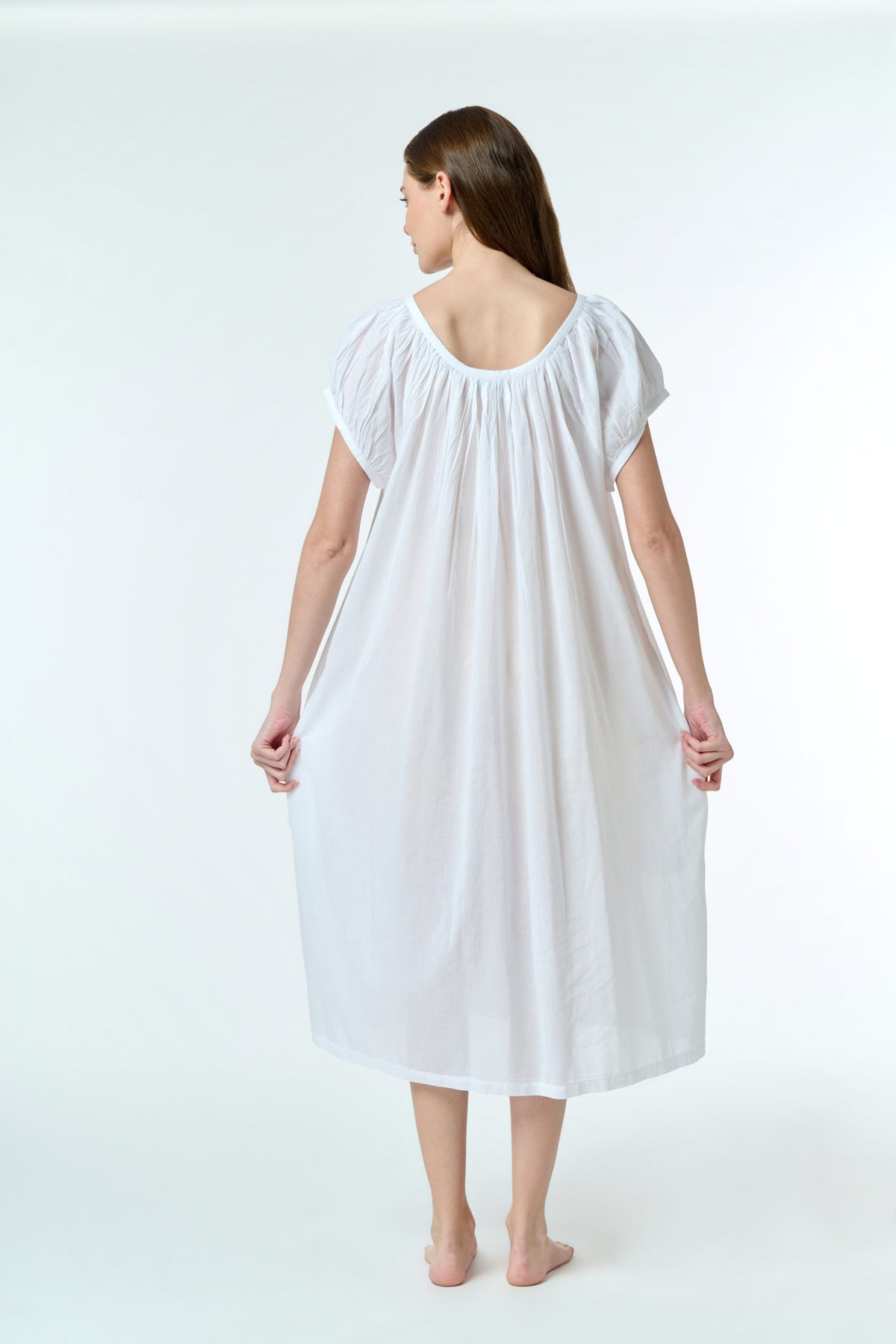 Vera 100% Cotton Capped Sleeve Nightie - White