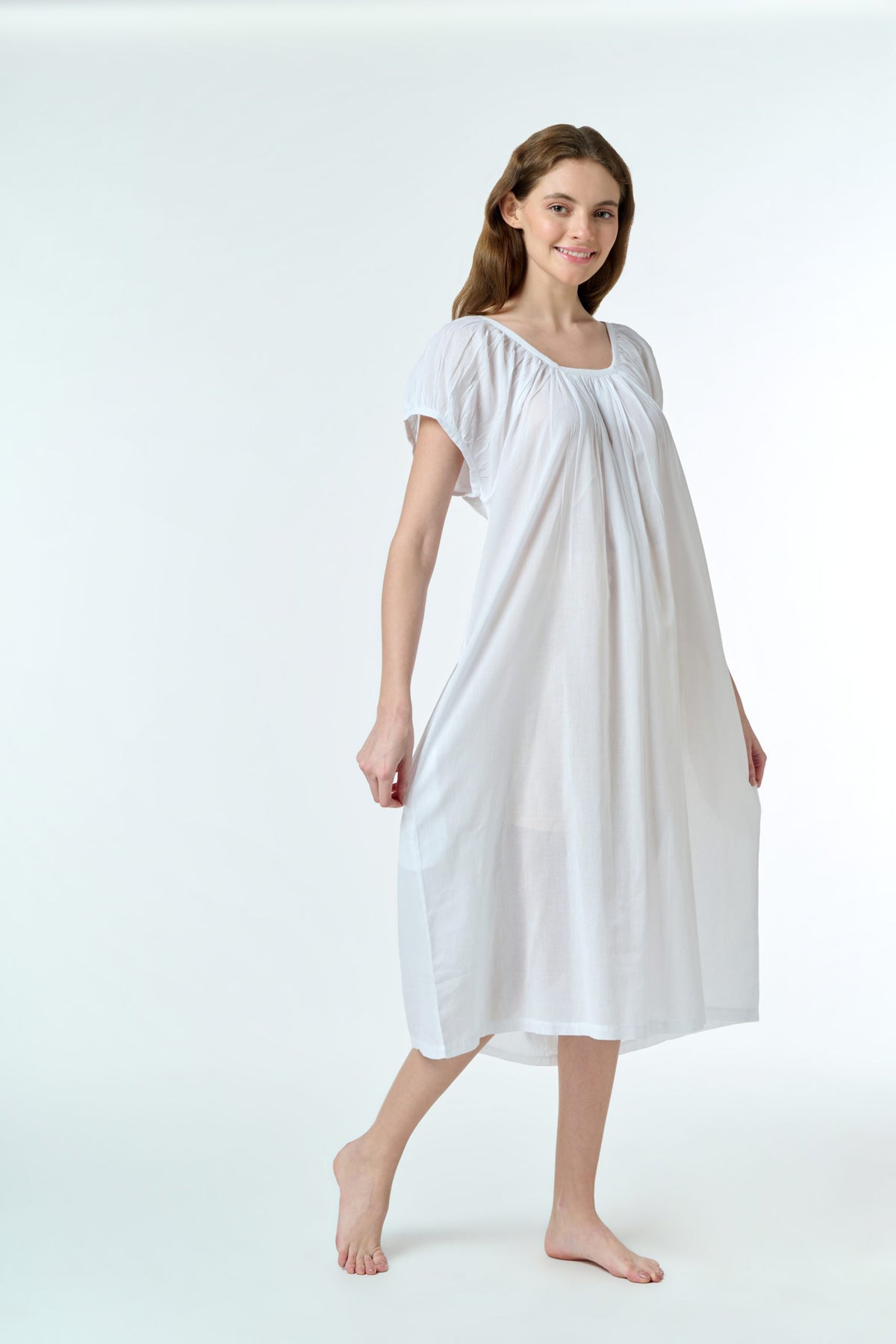 Vera 100% Cotton Capped Sleeve Nightie - White