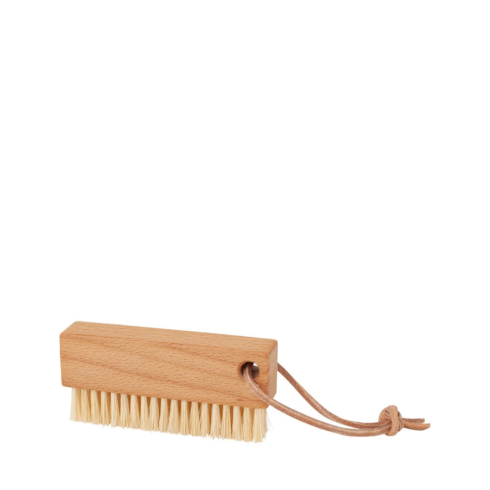 Nail Brush with Leather Strap – 9.5cm